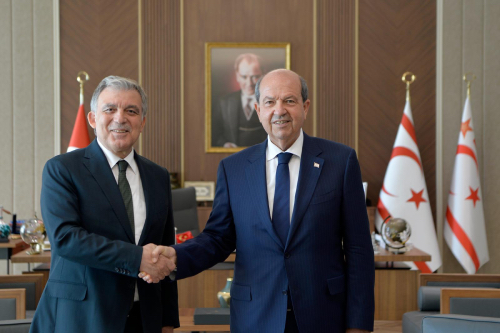 11. Cumhurbaşkanı Gül, KKTC Cumhurbaşkanı Tatar’ı Ziyaret Etti